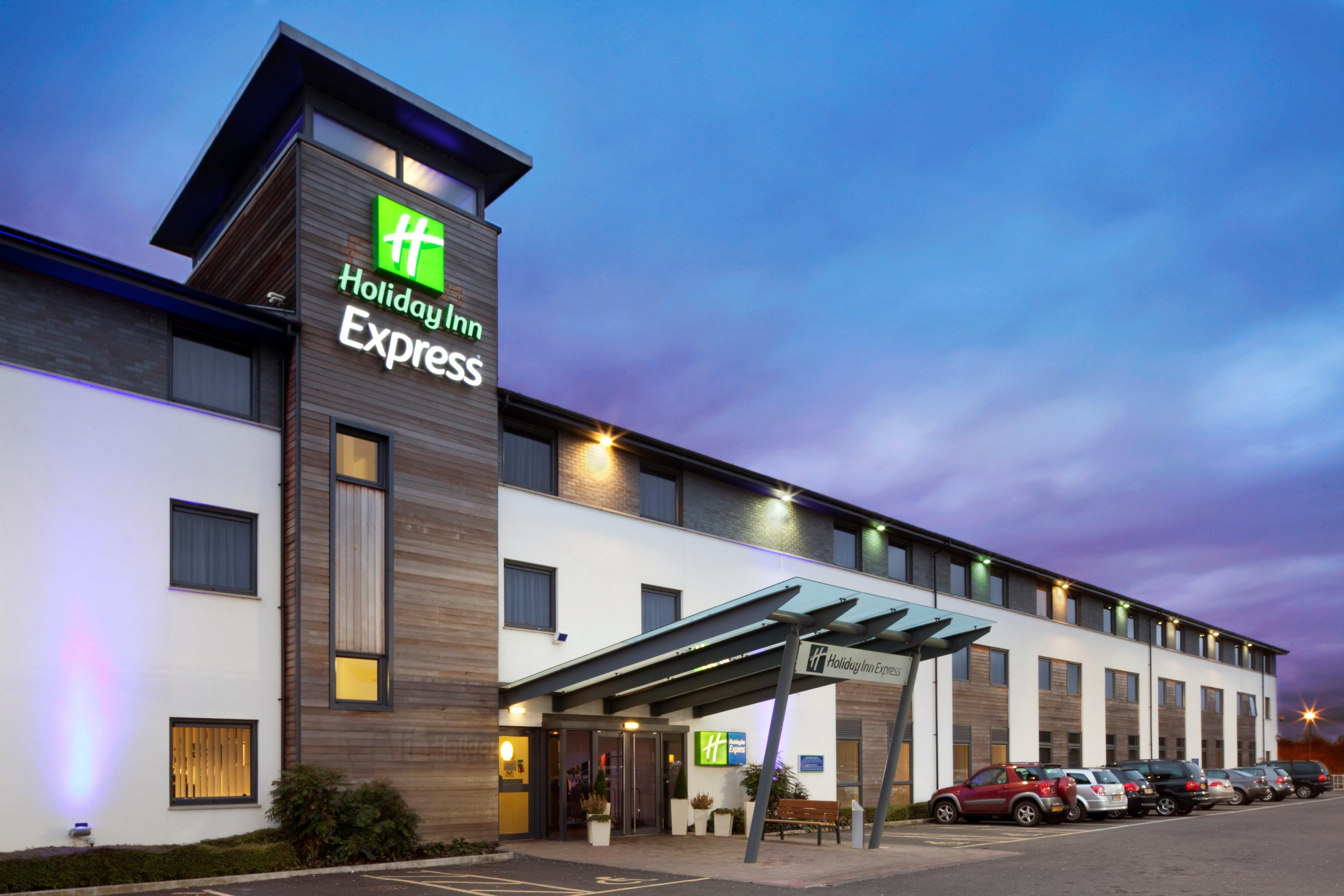 Holiday Inn Express Cambridge, An Ihg Hotel Exteriör bild