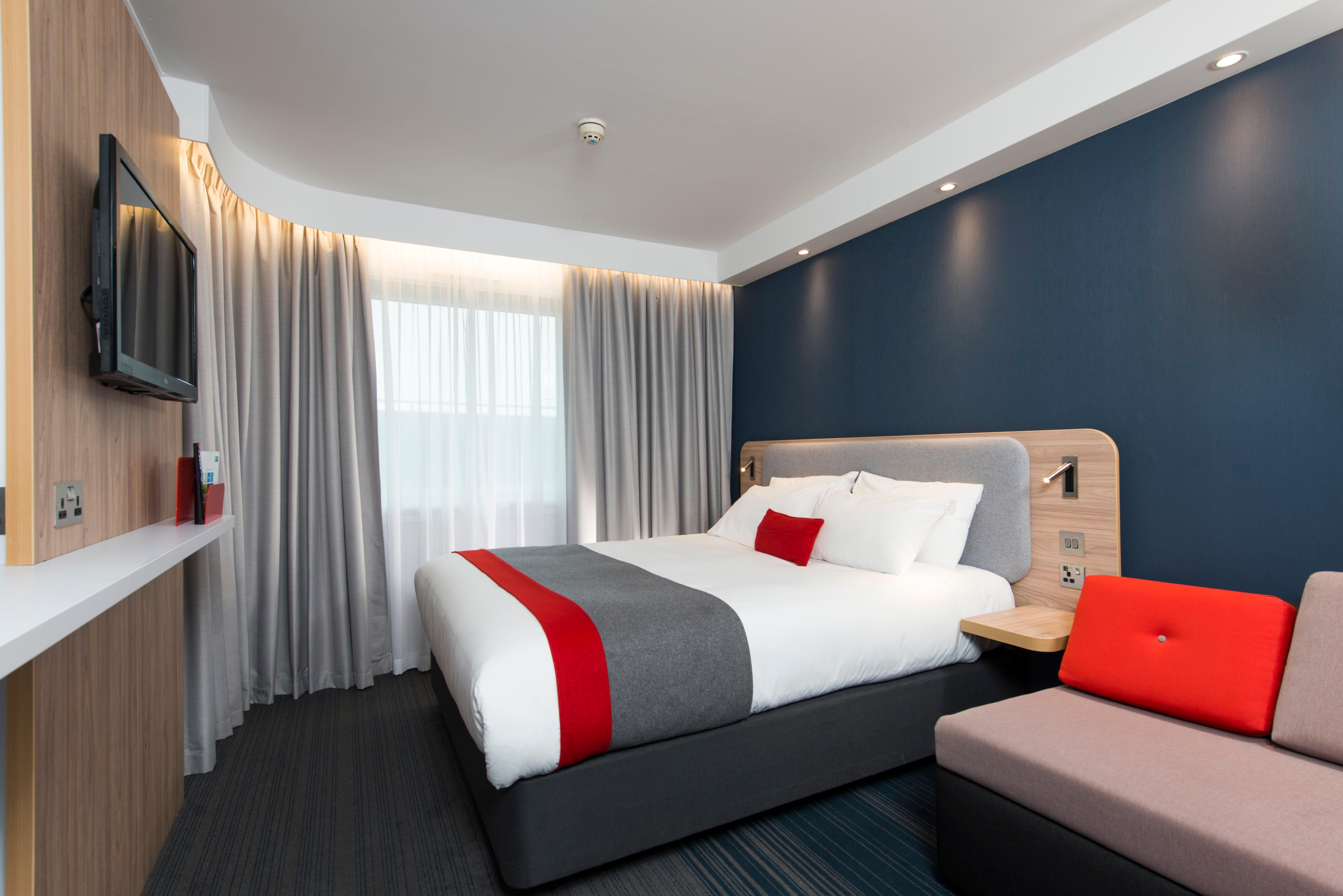Holiday Inn Express Cambridge By Ihg Exteriör bild