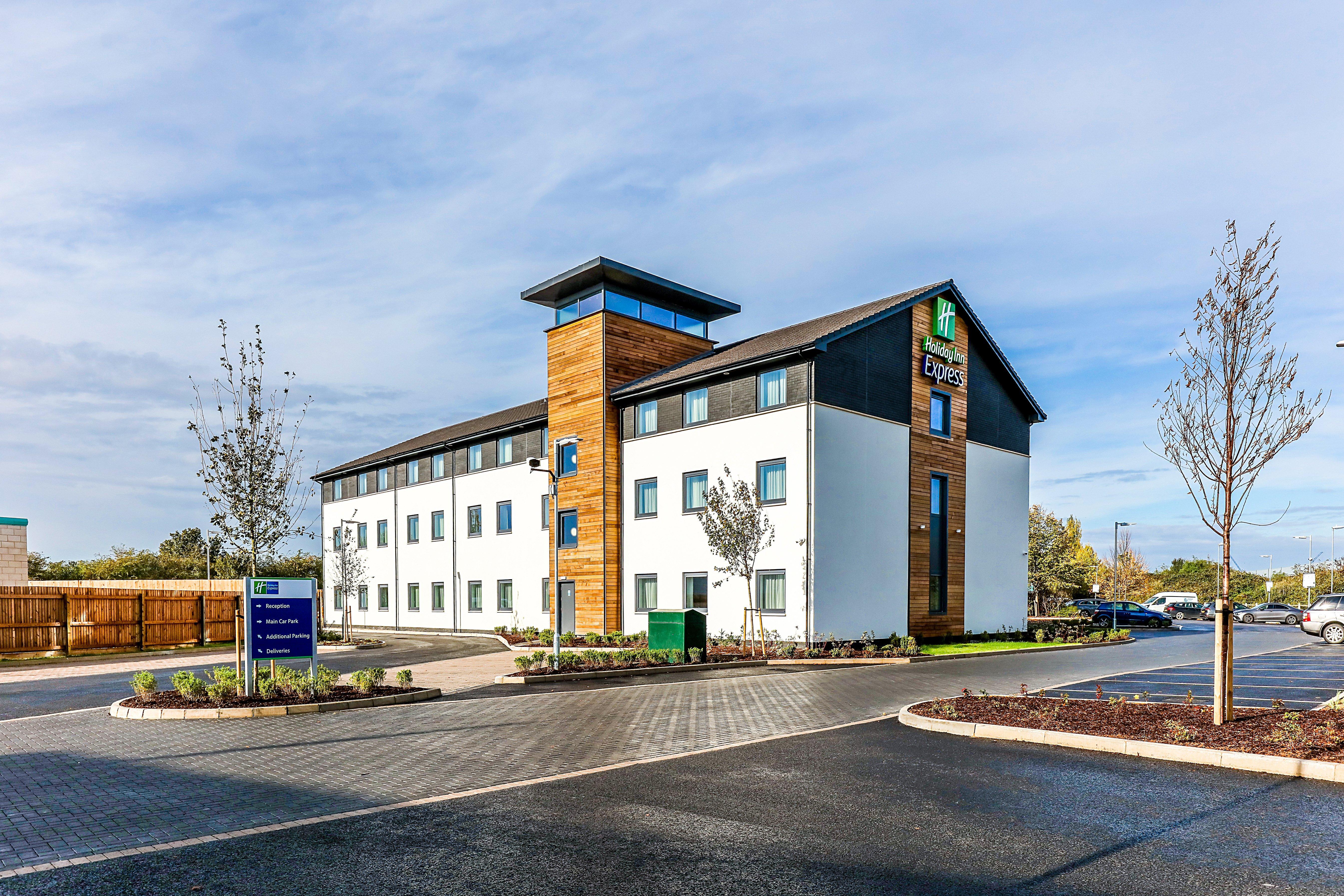 Holiday Inn Express Cambridge, An Ihg Hotel Exteriör bild