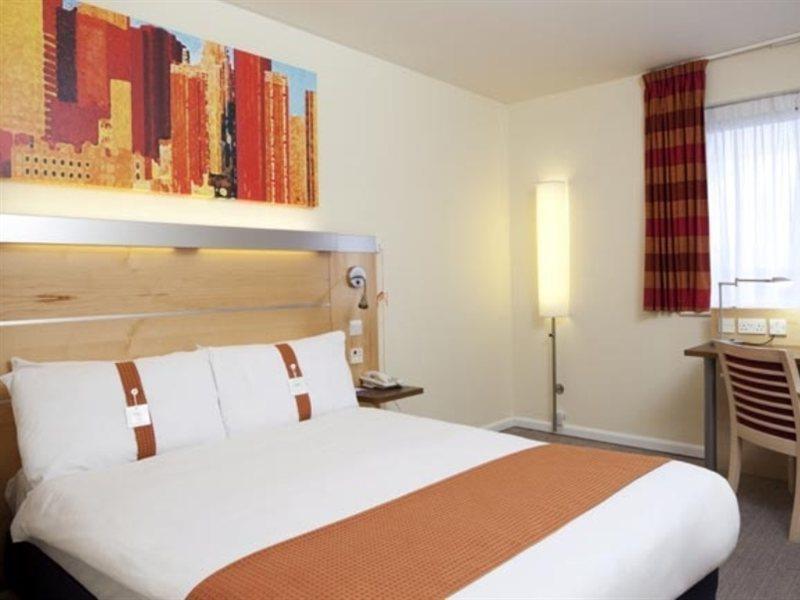 Holiday Inn Express Cambridge By Ihg Exteriör bild