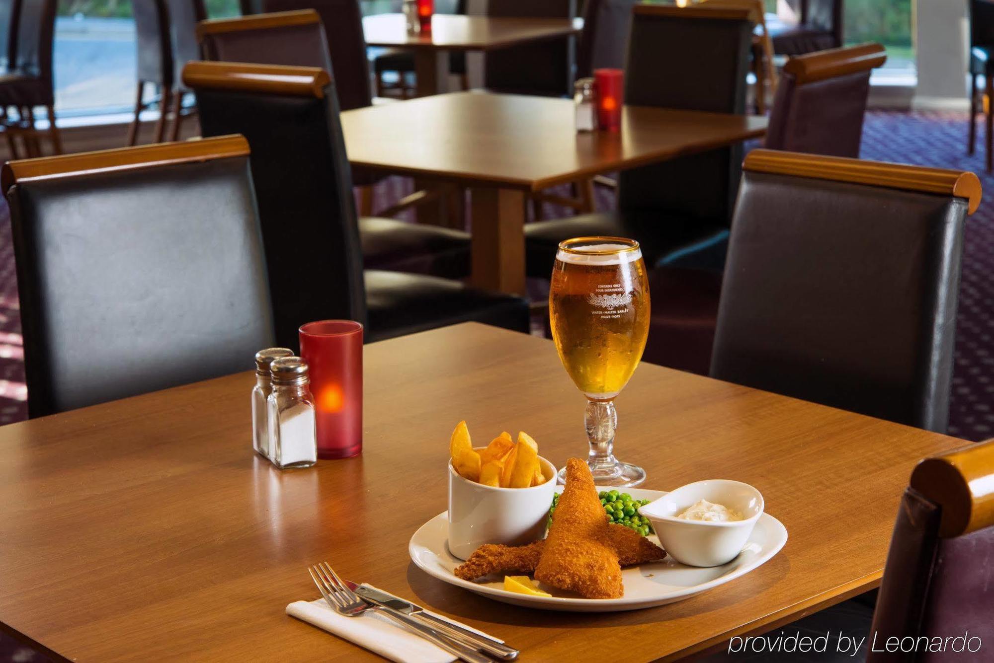 Holiday Inn Express Cambridge By Ihg Exteriör bild